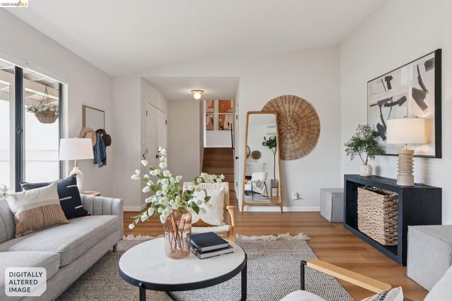 5200 Pinecrest Drive, Oakland, CA 94605