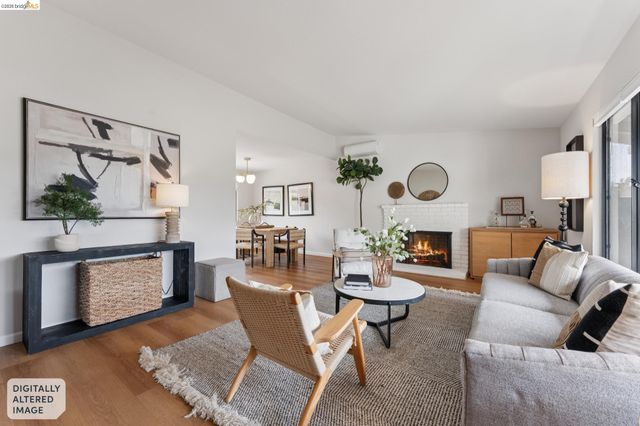 5200 Pinecrest Drive, Oakland, CA 94605