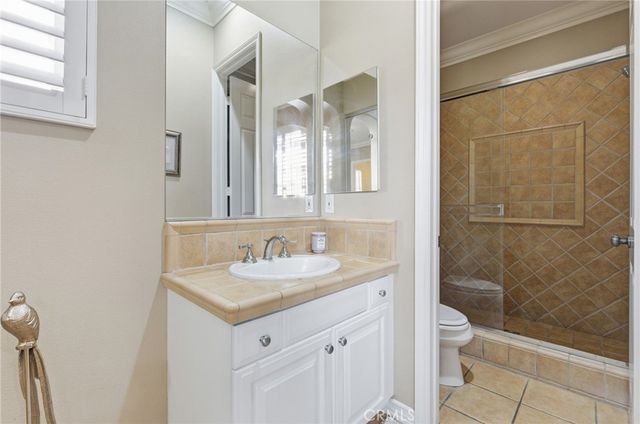 6 Los Olivos, Irvine, CA 92602