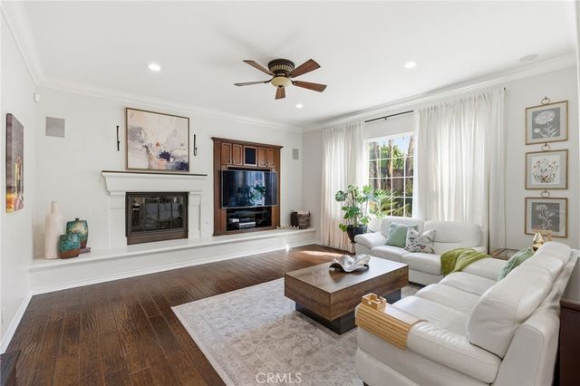 6 Los Olivos, Irvine, CA 92602