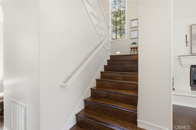 6 Los Olivos, Irvine, CA 92602