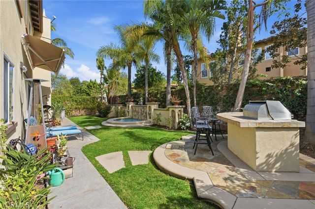 6 Los Olivos, Irvine, CA 92602