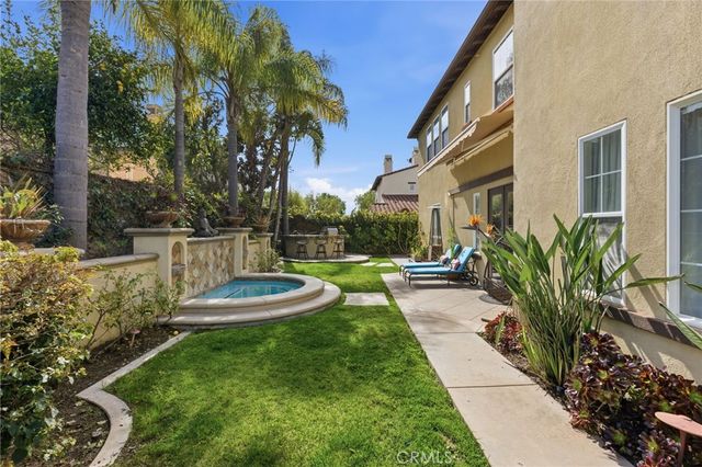 6 Los Olivos, Irvine, CA 92602