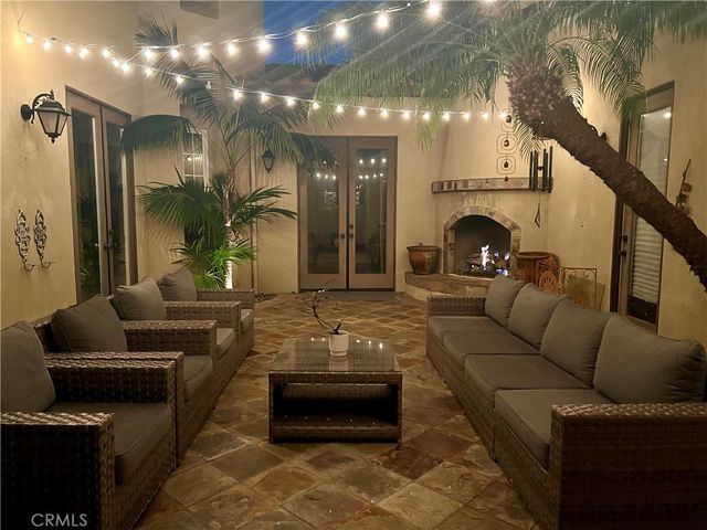 6 Los Olivos, Irvine, CA 92602