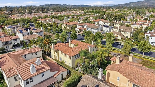 6 Los Olivos, Irvine, CA 92602