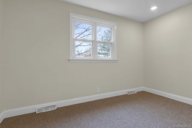 21 Reading Road, Patterson, NY 12563