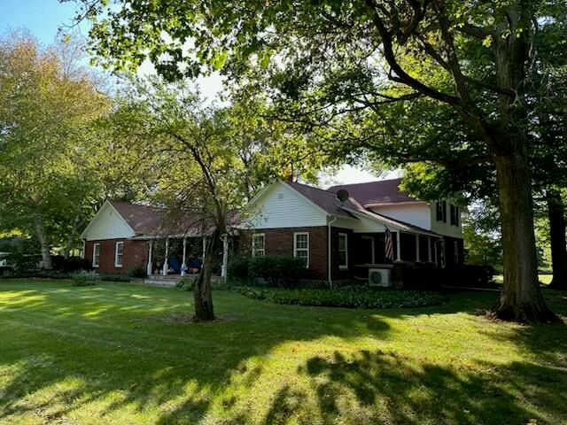 2710 W Winn Road, Niles, MI 49120
