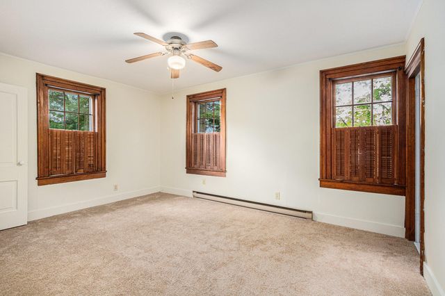 2710 W Winn Road, Niles, MI 49120