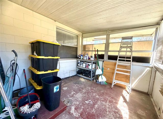 68 S MARBRISA WAY, Kissimmee, FL 34743