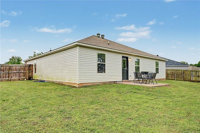 280 Glory Lane, Springdale, AR 72764