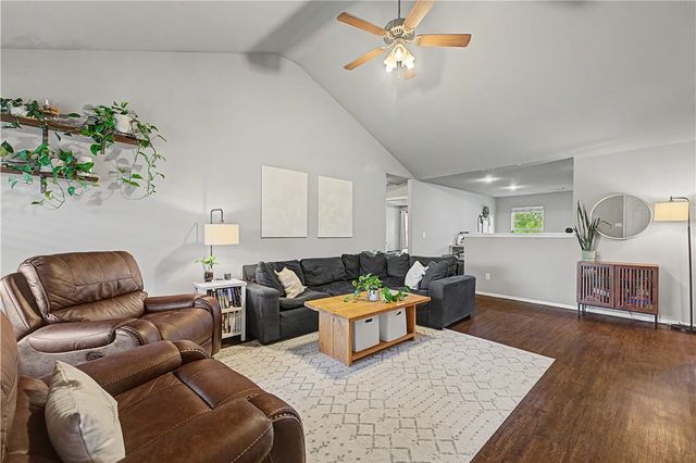 280 Glory Lane, Springdale, AR 72764