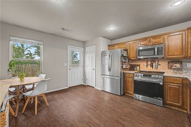 280 Glory Lane, Springdale, AR 72764