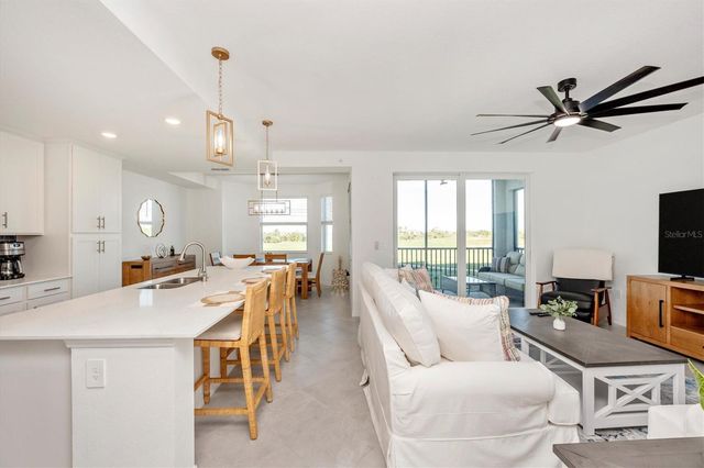 17625 OPAL SAND DRIVE 207, Venice, FL 34293