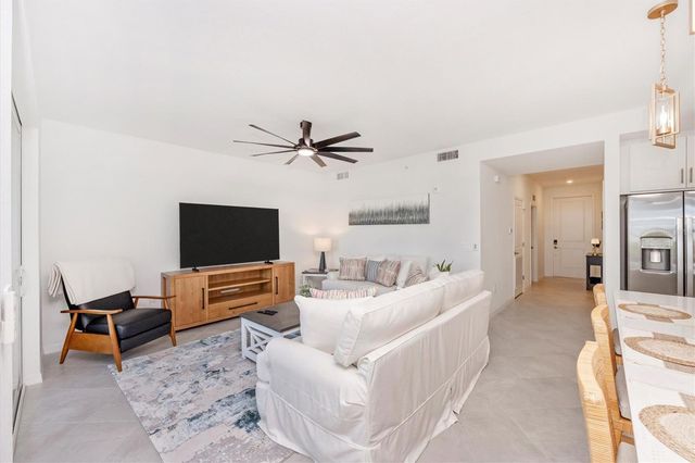 17625 OPAL SAND DRIVE 207, Venice, FL 34293