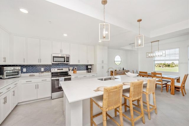 17625 OPAL SAND DRIVE 207, Venice, FL 34293