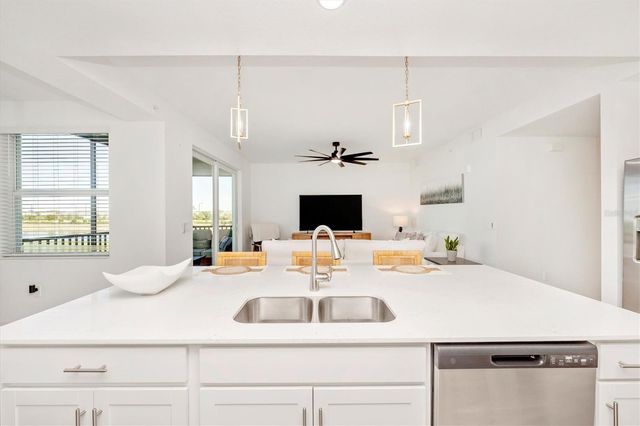 17625 OPAL SAND DRIVE 207, Venice, FL 34293