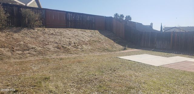 3808 Hatcher Place, Rosamond, CA 93560