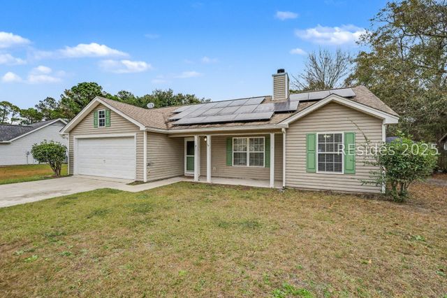 4 Shiney Leaf Ct, Ladys Island, SC 29907