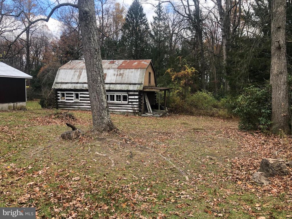 PENNERSVILLE ROAD, Waynesboro, PA 17268