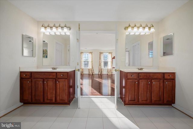 5051 RIDGE VIEW CT, Jeffersonton, VA 22724