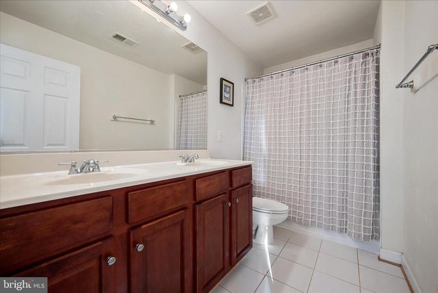 5051 RIDGE VIEW CT, Jeffersonton, VA 22724