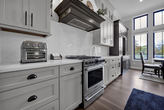 170 Barrington Place, Powell, OH 43065