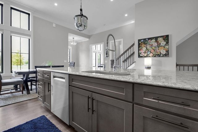 170 Barrington Place, Powell, OH 43065