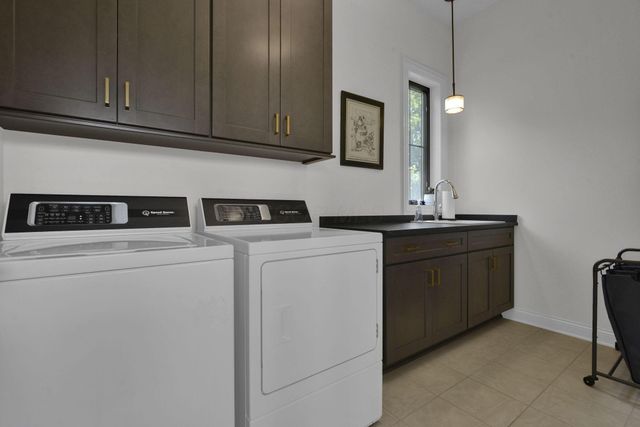 170 Barrington Place, Powell, OH 43065