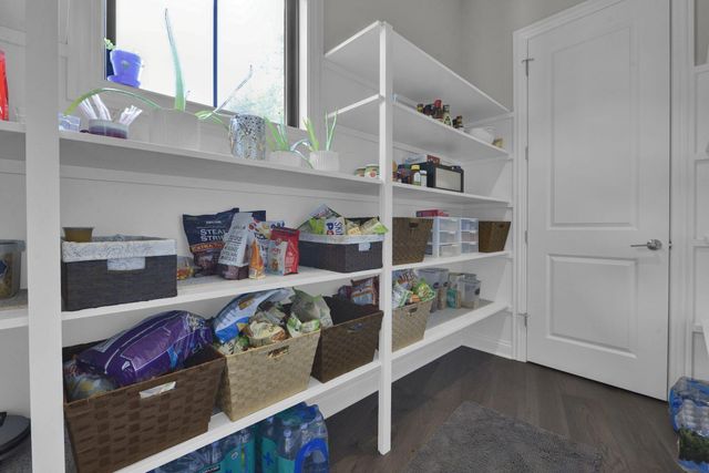 170 Barrington Place, Powell, OH 43065