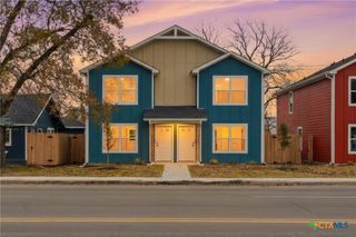 905 S Martin Luther King Jr Drive A&B, Temple, TX 76504