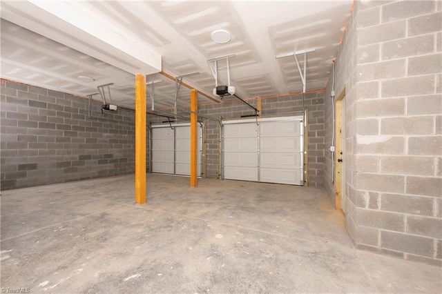 167 Windy Pointe Court, Lexington, NC 27295