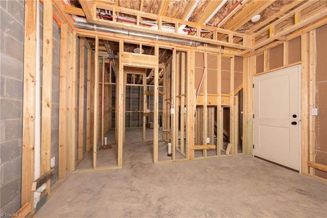 167 Windy Pointe Court, Lexington, NC 27295