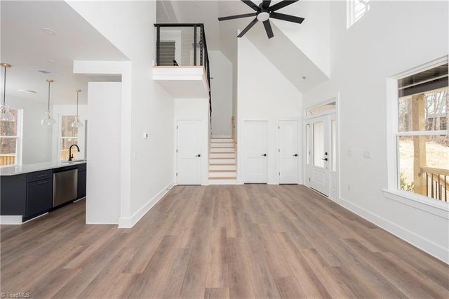 167 Windy Pointe Court, Lexington, NC 27295