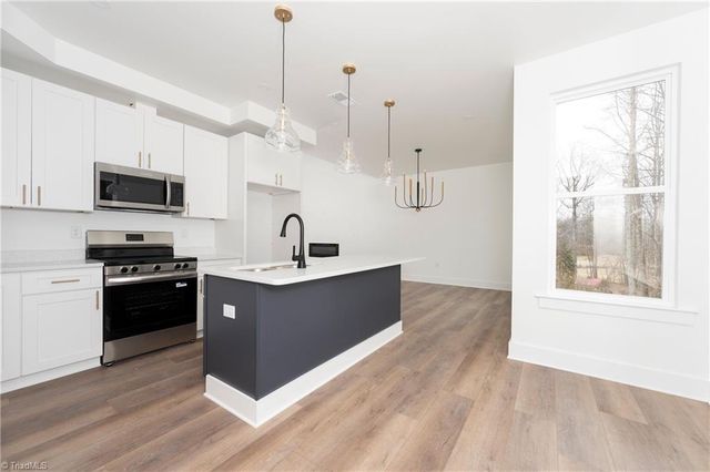 167 Windy Pointe Court, Lexington, NC 27295