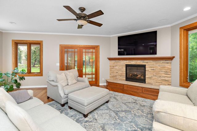 13412 Tudor Road, Hopkins, MN 55305