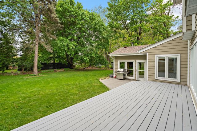 13412 Tudor Road, Hopkins, MN 55305