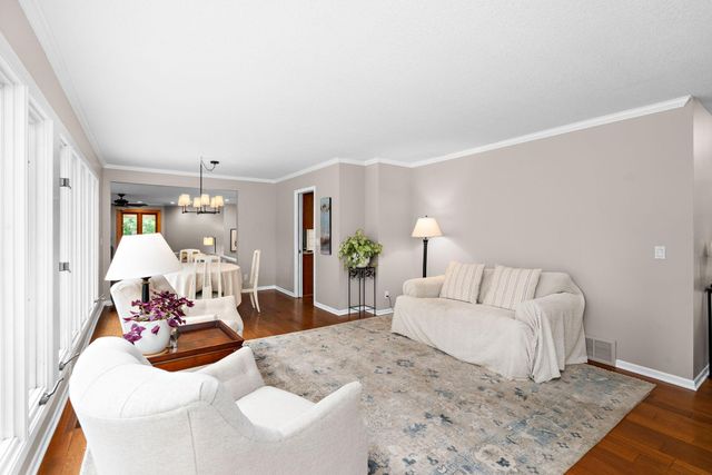 13412 Tudor Road, Hopkins, MN 55305