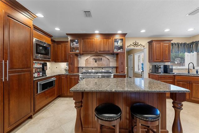 2622 LAKE HOWELL LANE, Winter Park, FL 32792