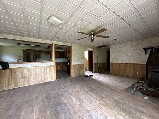 13888 White Oak Lane, Bentonville, AR 72712