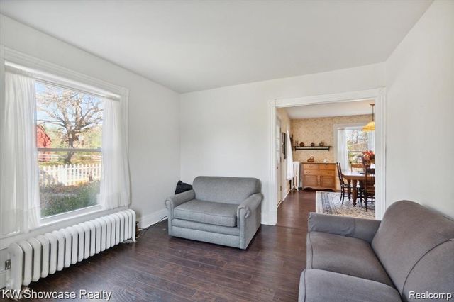 1716 E WARDLOW Road, Highland, MI 48356