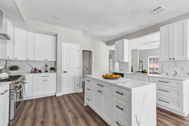 8602 Malardcrest Drive, Humble, TX 77346