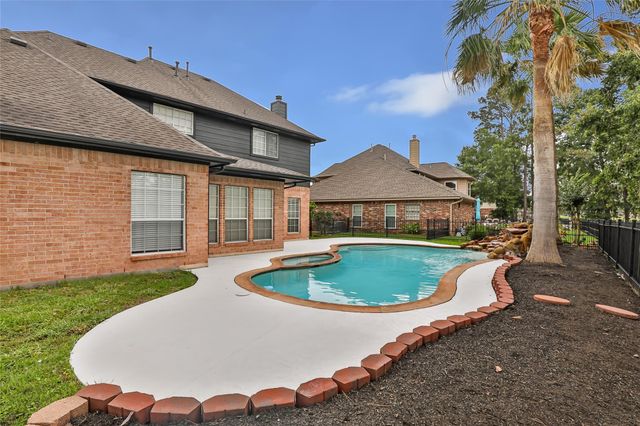 8602 Malardcrest Drive, Humble, TX 77346