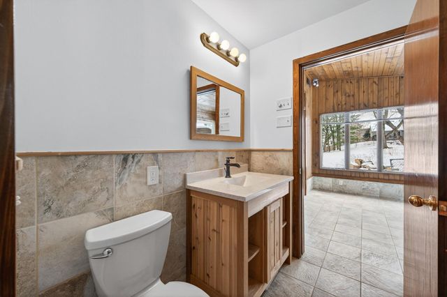 346 Mcknight Road S, Maplewood, MN 55119