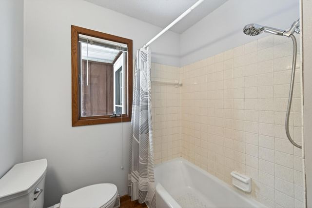 346 Mcknight Road S, Maplewood, MN 55119