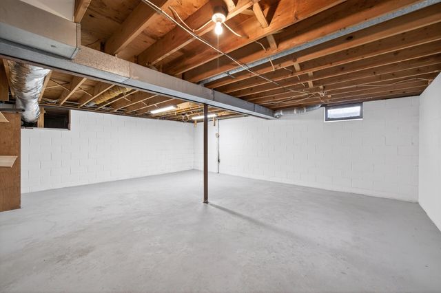 346 Mcknight Road S, Maplewood, MN 55119