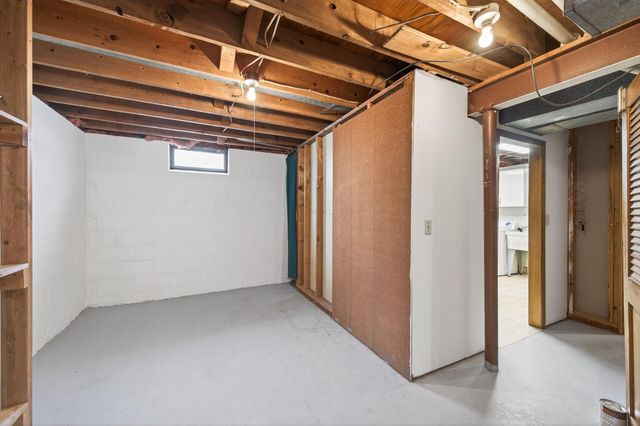 346 Mcknight Road S, Maplewood, MN 55119