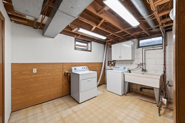 346 Mcknight Road S, Maplewood, MN 55119