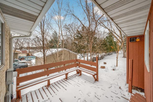 346 Mcknight Road S, Maplewood, MN 55119