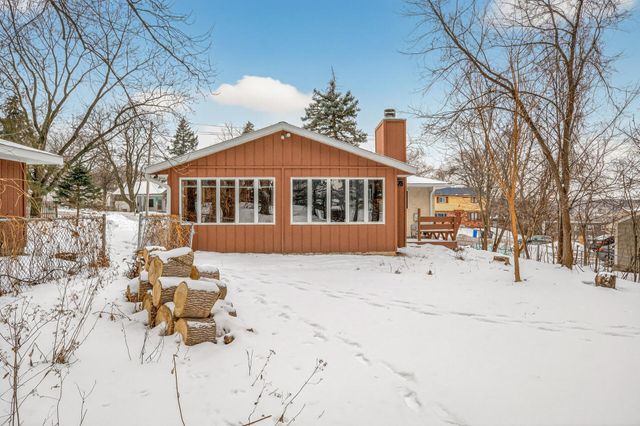 346 Mcknight Road S, Maplewood, MN 55119