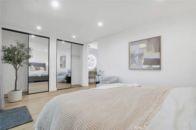 2115 W Clark Avenue, Burbank, CA 91506